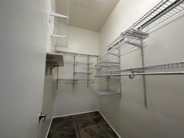 560 Dutch Valley Rd Ne Apt 2413 #2413 - Photo 5 of 11