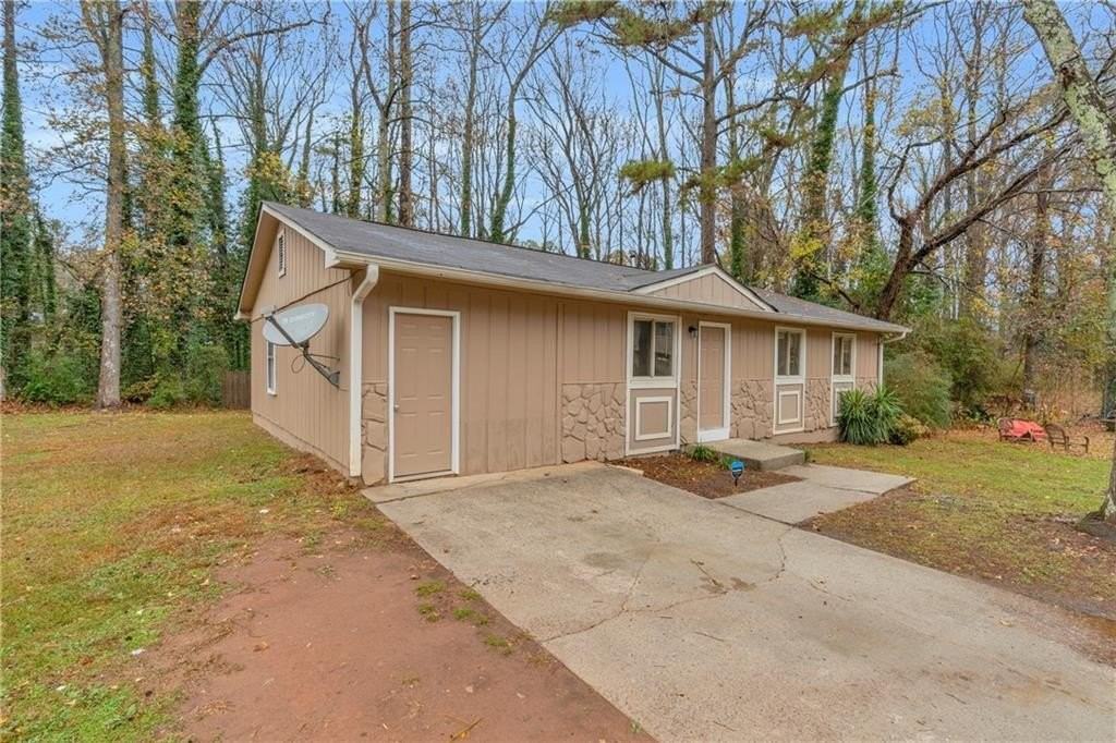 3368 Lincolndale Ct - Photo 5 of 29