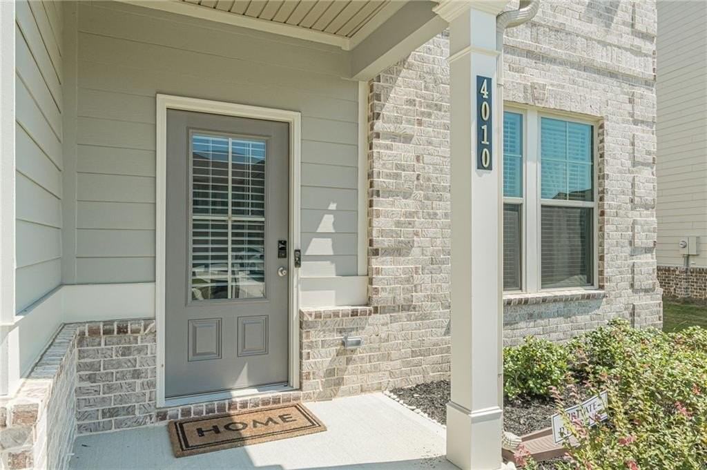 4010 Diane Ln - Photo 4 of 33