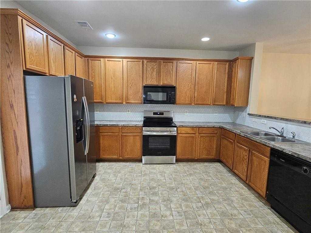 3071 Cedar Glade Ln - Photo 4 of 24