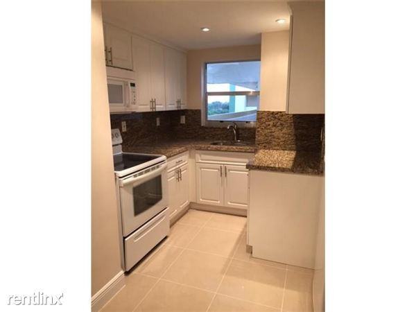 8860 Fontainebleau Blvd - Photo 2 of 18