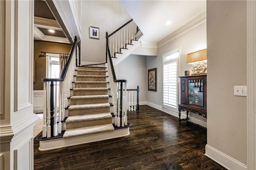 1122 Ashton Bluff Dr Ne - Photo 3 of 29