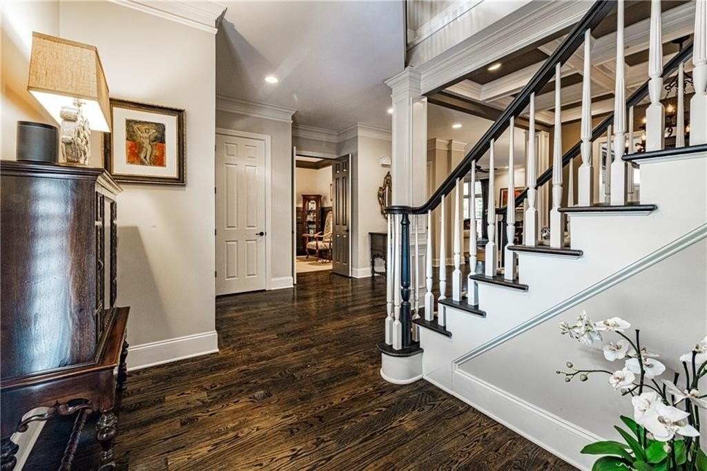 1122 Ashton Bluff Dr Ne - Photo 4 of 29