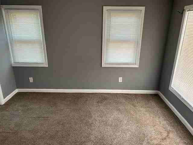 418 Holly Dr Se - Photo 6 of 14