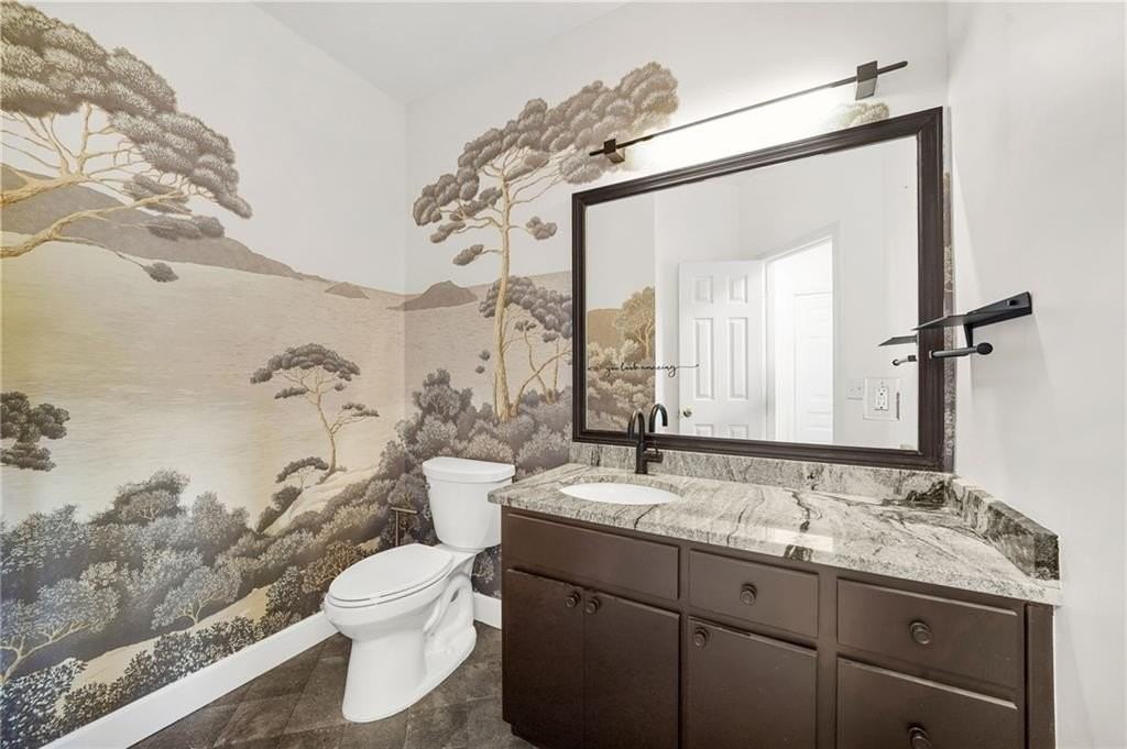 1086 Pine Grove Ave Ne - Photo 5 of 33