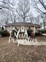 featured image of 325 Southampton Dr #1