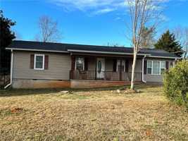 featured image of 2509 Mud Creek Rd