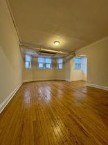 7449 N Claremont Ave - Photo 1 of 1