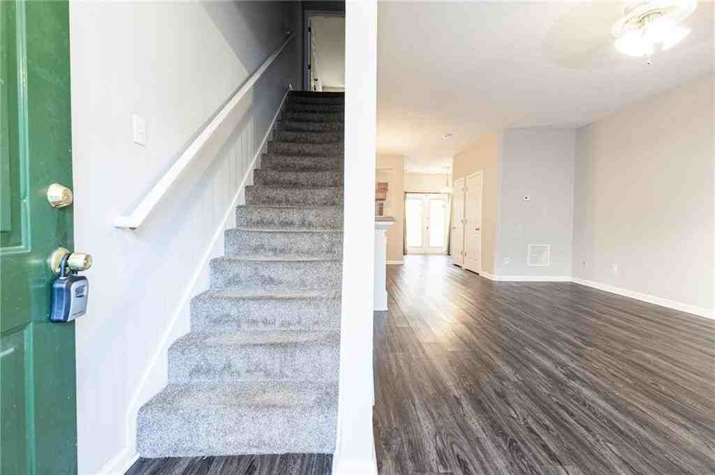 3622 Ginnis Rd Sw Unit 5 #5 - Photo 4 of 29