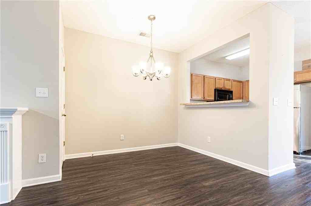 3622 Ginnis Rd Sw Unit 5 #5 - Photo 7 of 29