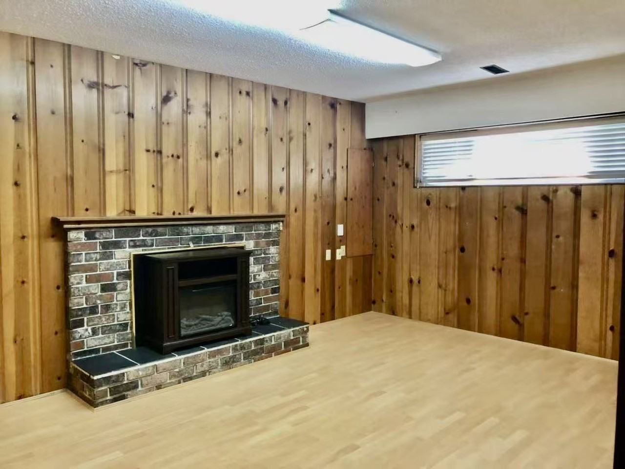 5242 Christopher Court - Photo 4 of 10