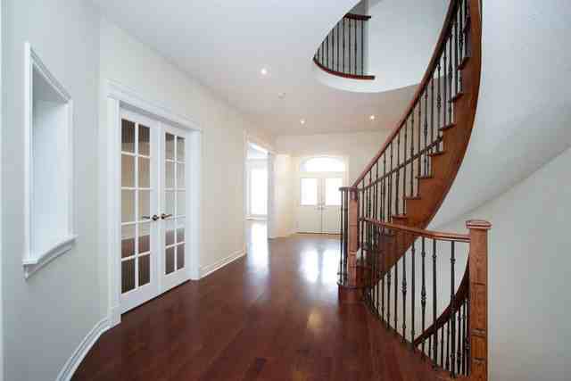 4 Stevensgate Dr #1 - Photo 4 of 31