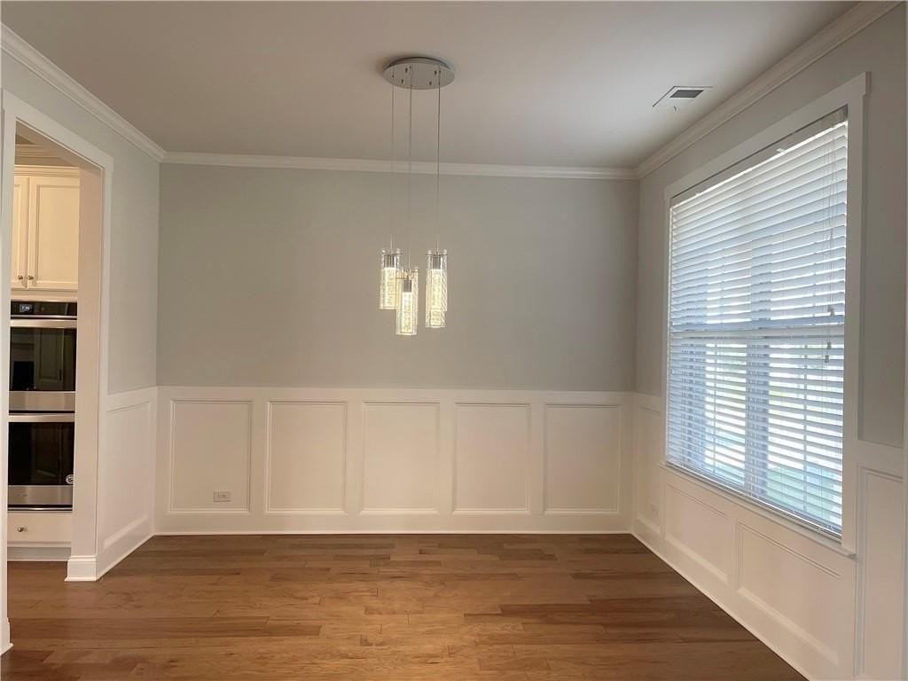 4020 Adder Dr - Photo 3 of 42