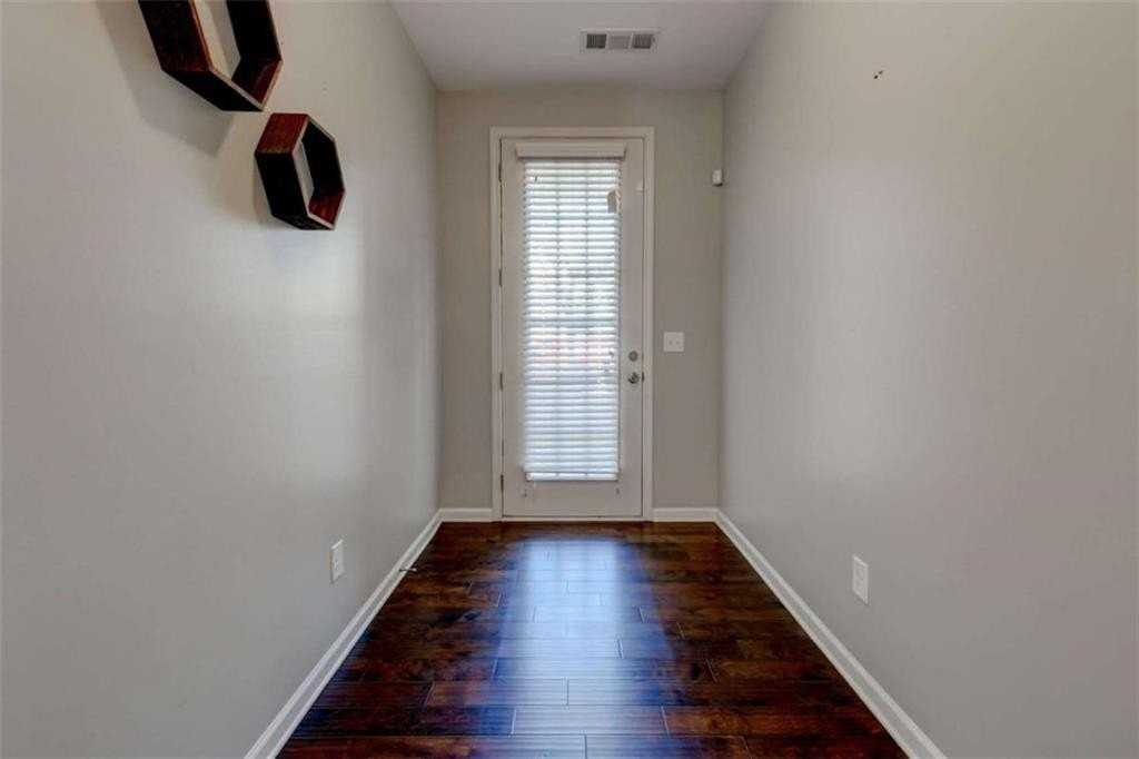 7601 Summer Berry Ln - Photo 3 of 34