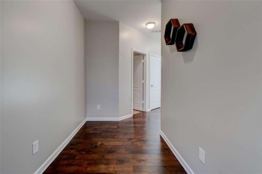 7601 Summer Berry Ln - Photo 4 of 34