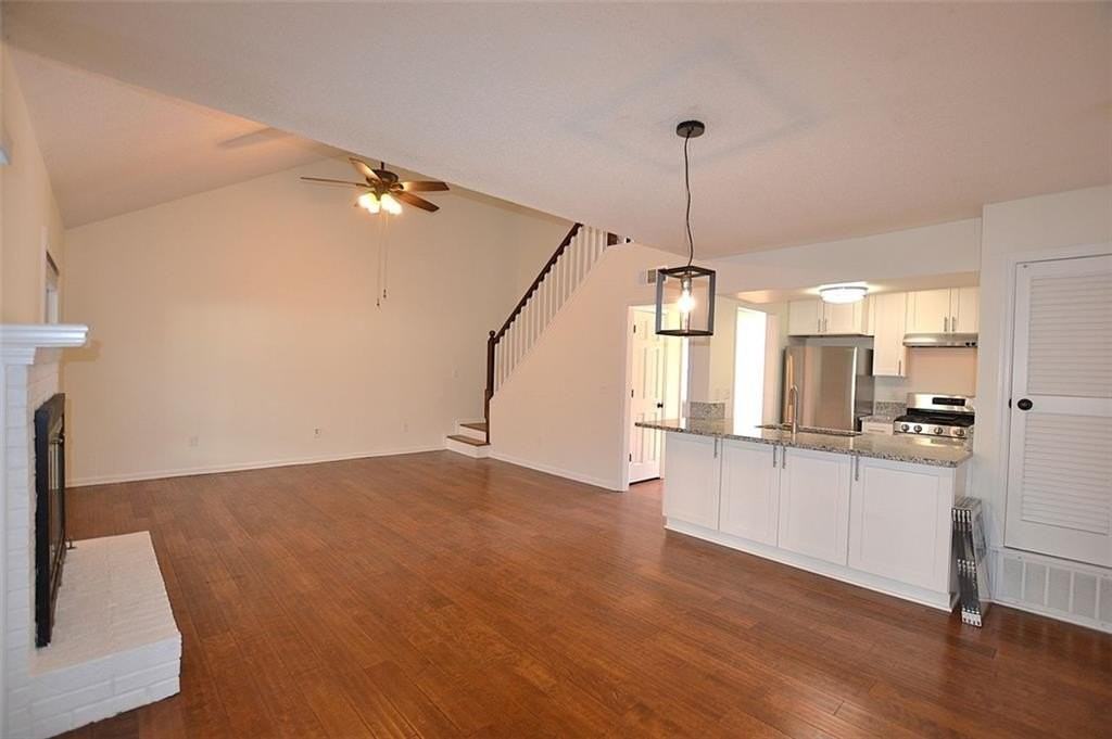 2085 Sand Wedge Cir Nw - Photo 6 of 35