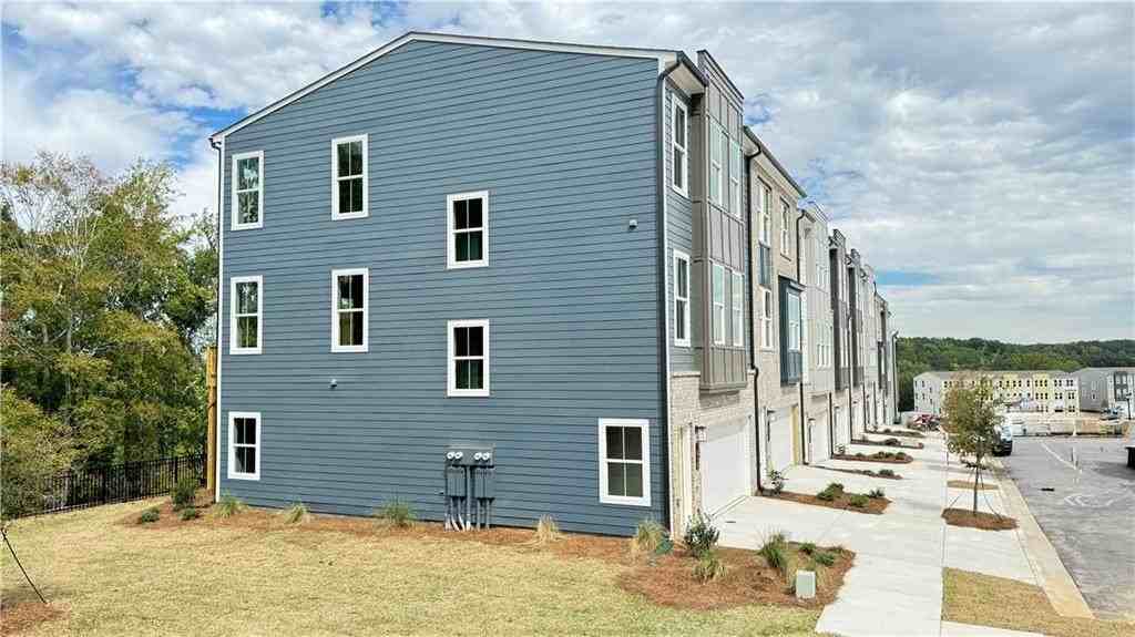 1479 Creekside Cir Nw - Photo 2 of 50