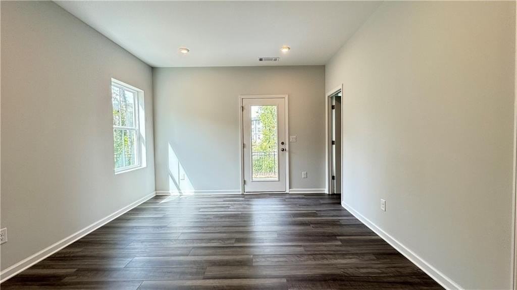 1479 Creekside Cir Nw - Photo 4 of 50