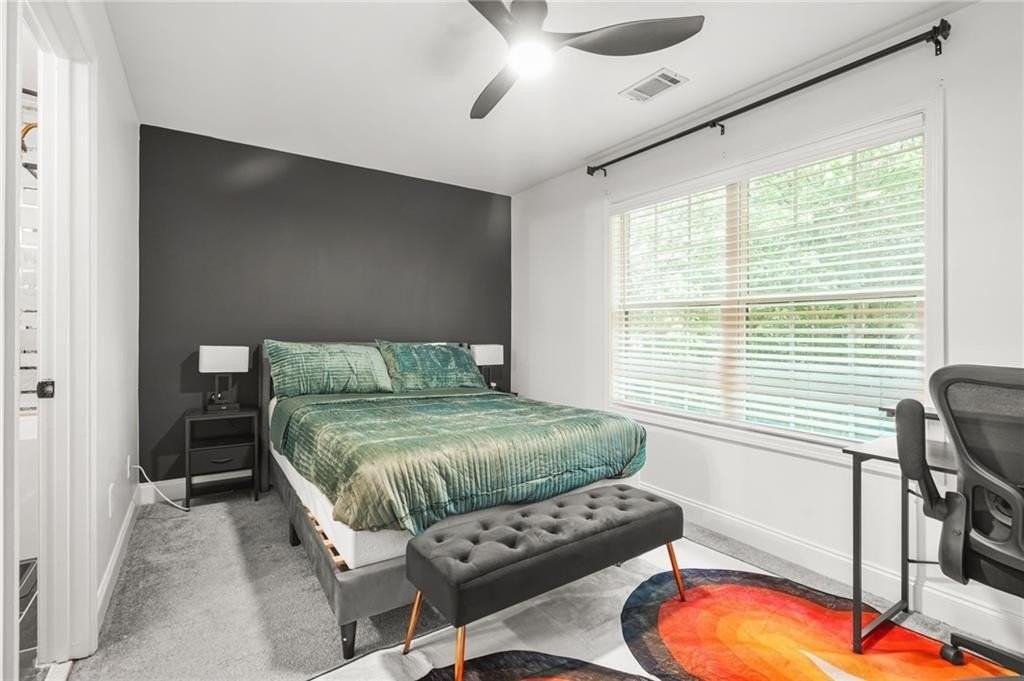 545 Elmwood Rd Nw - Photo 4 of 5