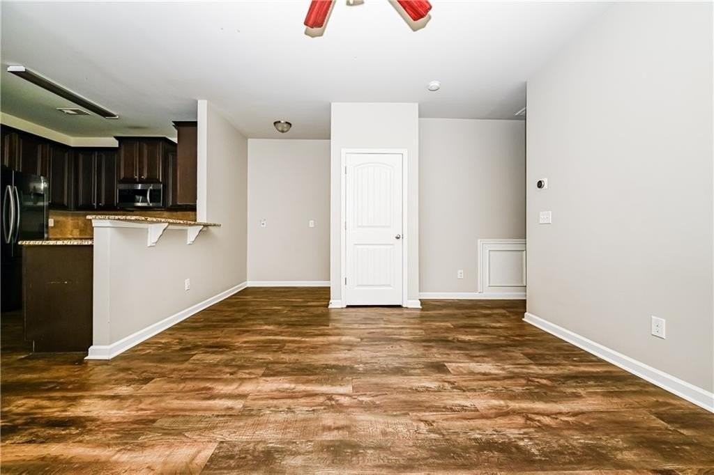 2347 Castle Keep Way Se - Photo 2 of 15