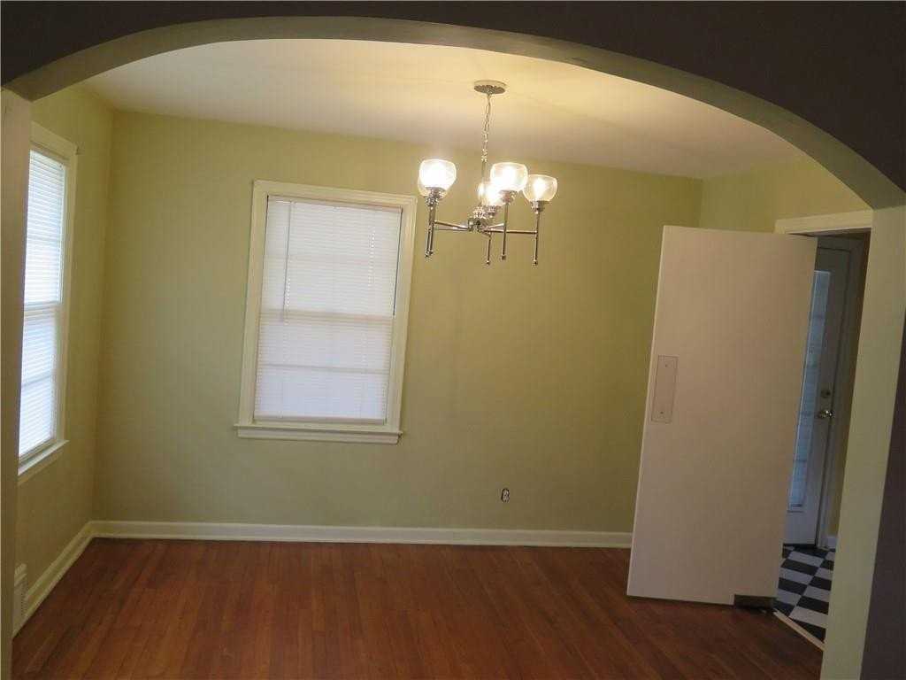 353 Mountain View Dr - Photo 3 of 8