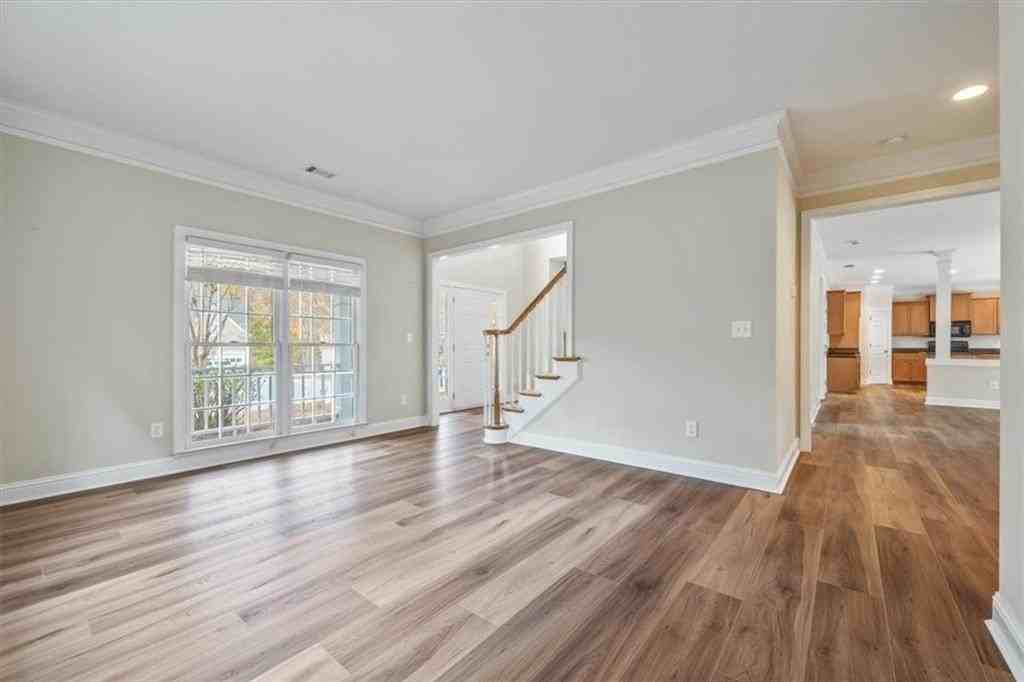 4115 Montvale Xing - Photo 5 of 40