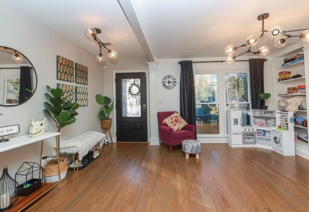 9900 Barston Ct - Photo 2 of 34