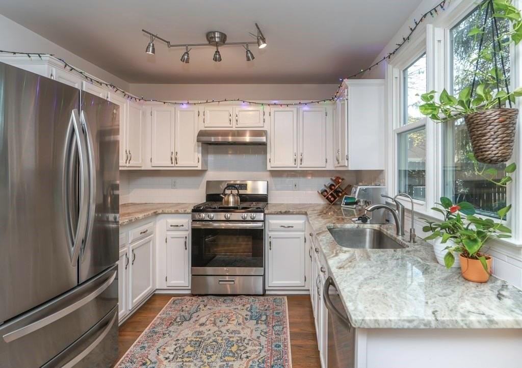 9900 Barston Ct - Photo 7 of 34