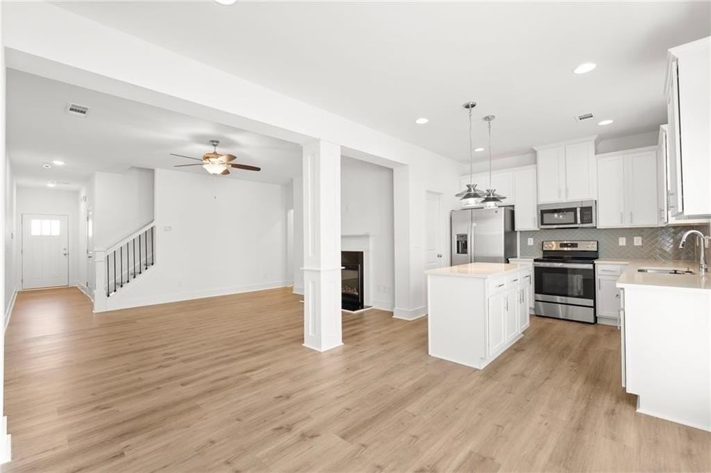 2469 Honey Way - Photo 6 of 36