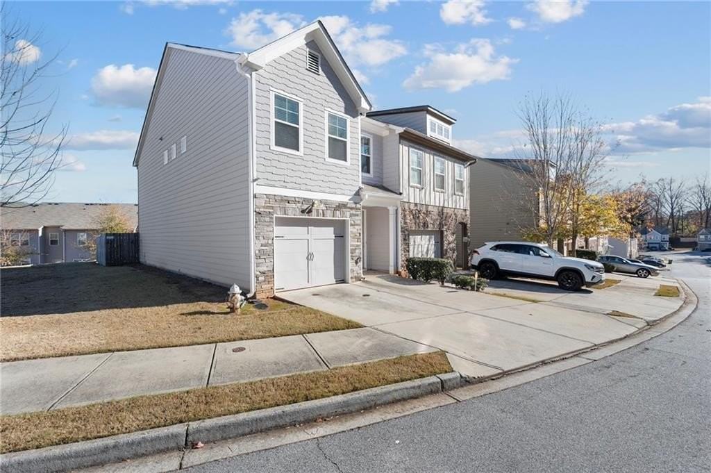 2212 Triple Crown Ln - Photo 3 of 25