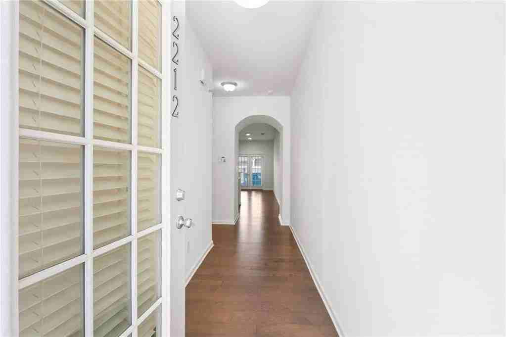 2212 Triple Crown Ln - Photo 4 of 25