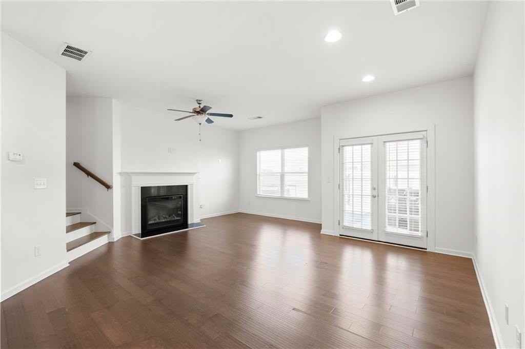 2212 Triple Crown Ln - Photo 7 of 25