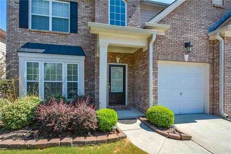 172 Villa Place Ct - Photo 3 of 18