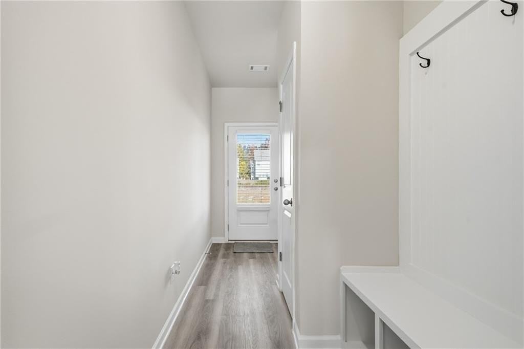 3966 Oakwood Terrace Ct - Photo 5 of 48