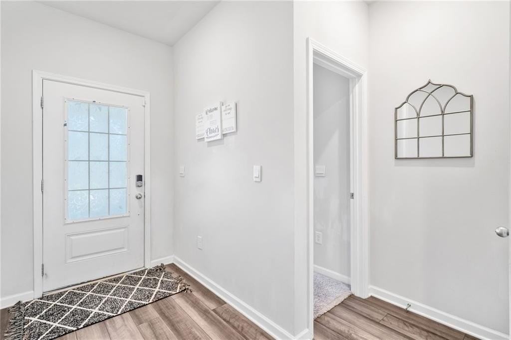 368 Murray Way - Photo 2 of 50