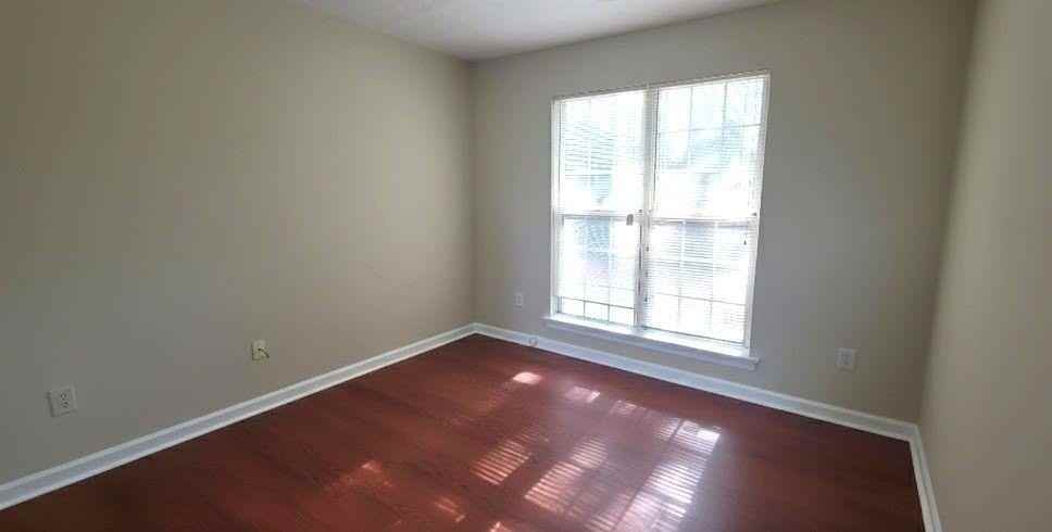 4915 Lakebrooke Run - Photo 6 of 23