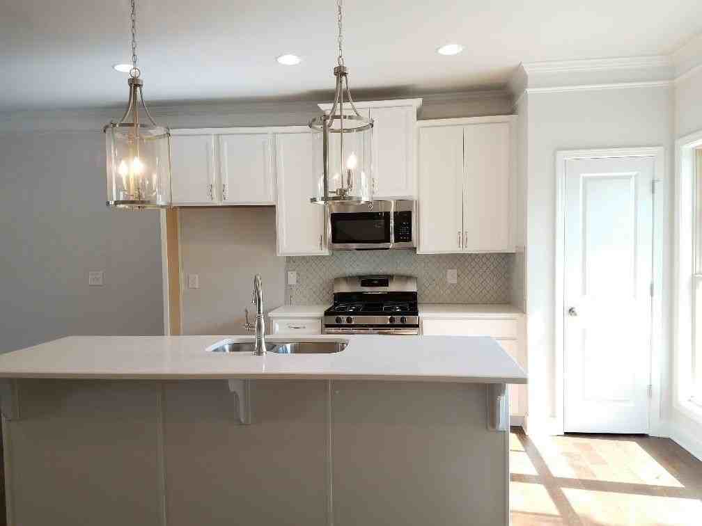 1450 Baygreen Rd - Photo 5 of 7