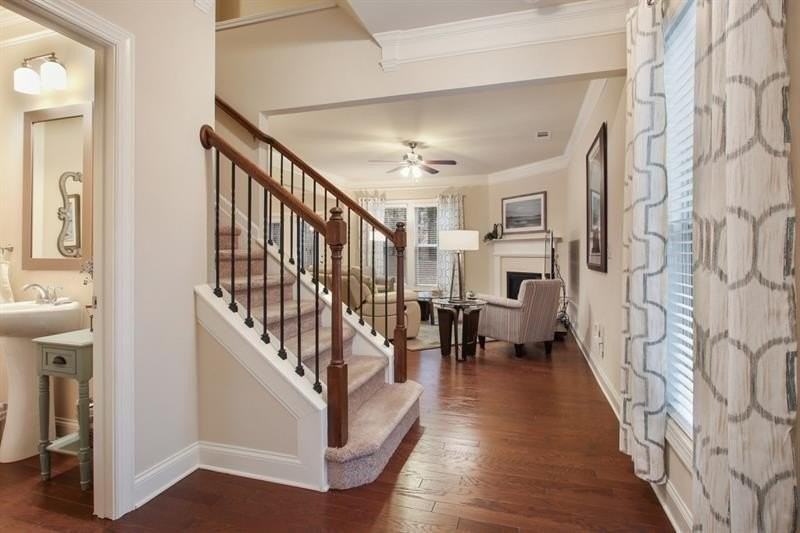 3080 Cross Creek Dr - Photo 3 of 31