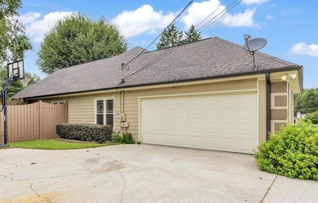 1491 Pinyon Pl - Photo 4 of 38