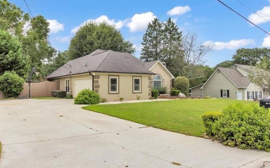 1491 Pinyon Pl - Photo 5 of 38