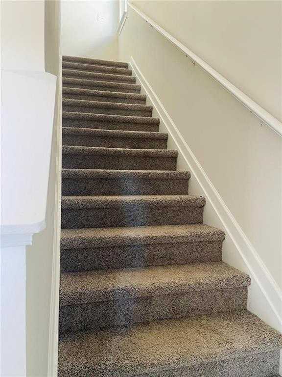 4166 Oakwood Terrace Ct - Photo 3 of 23