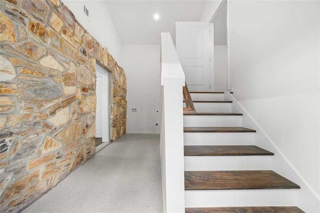 1721 Hortense Pl Nw Unit 1 #1 - Photo 6 of 9