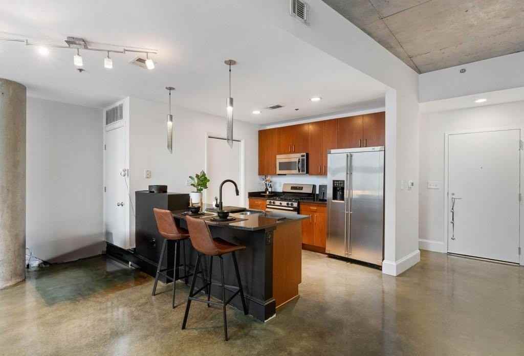 845 Spring St Nw Unit 515 #515 - Photo 7 of 30