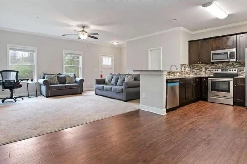 3465 Narrow Creek Ct - Photo 3 of 12