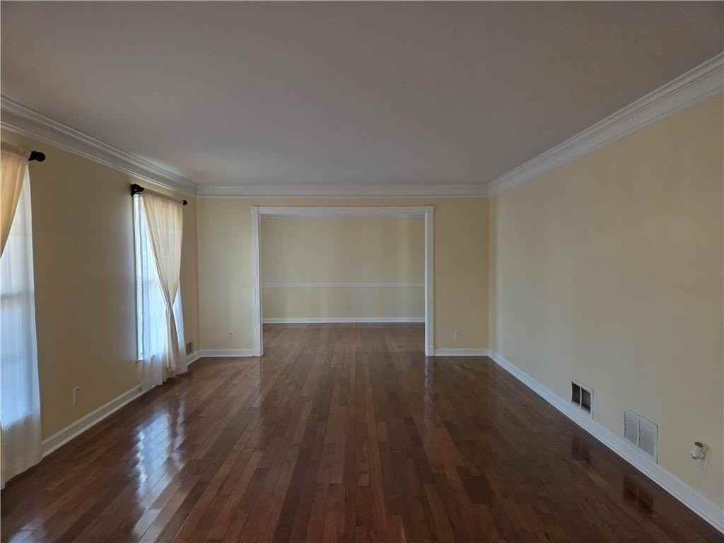 1193 Angelia Dr Sw - Photo 6 of 9