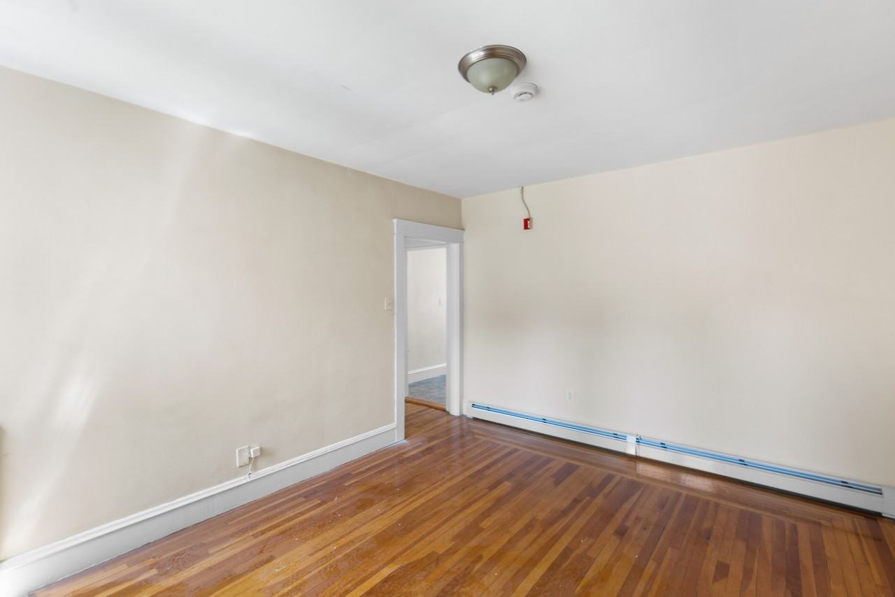 100 Taft Avenue - 100 Taft #100TAFT16 - Photo 3 of 11