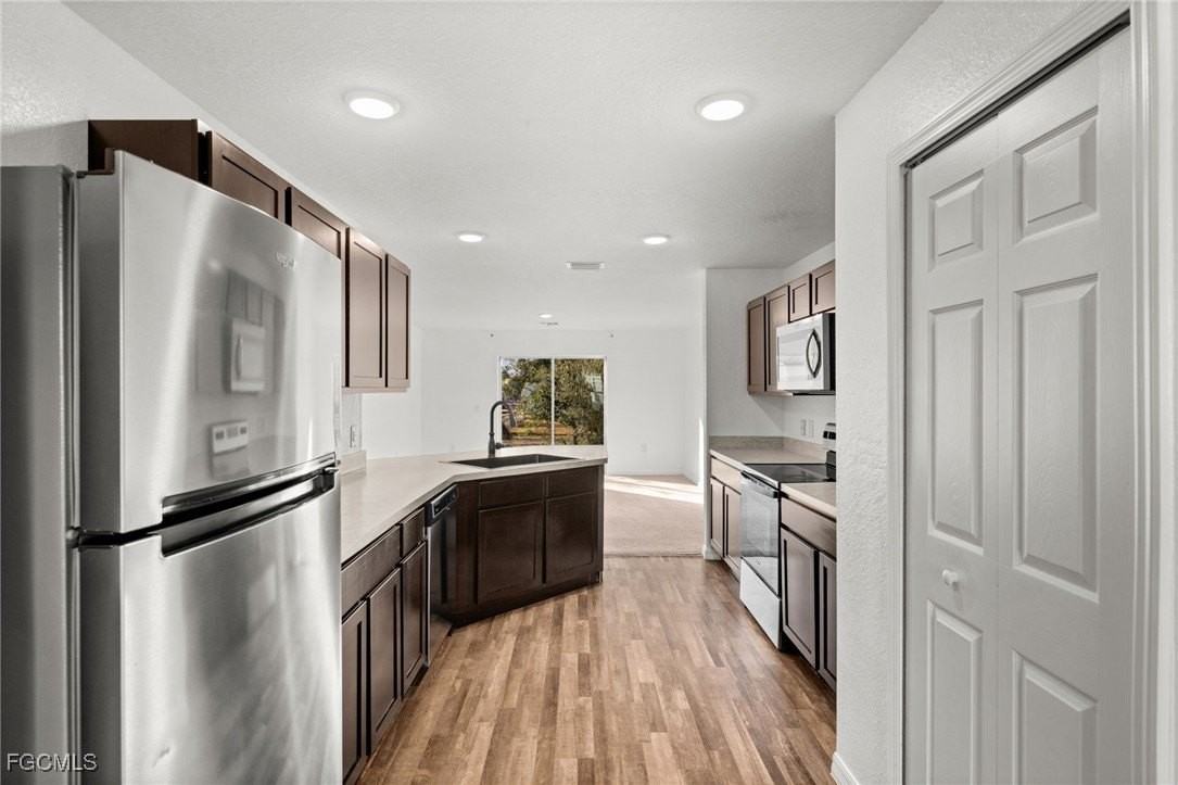 428 Piedmont St - Photo 4 of 31