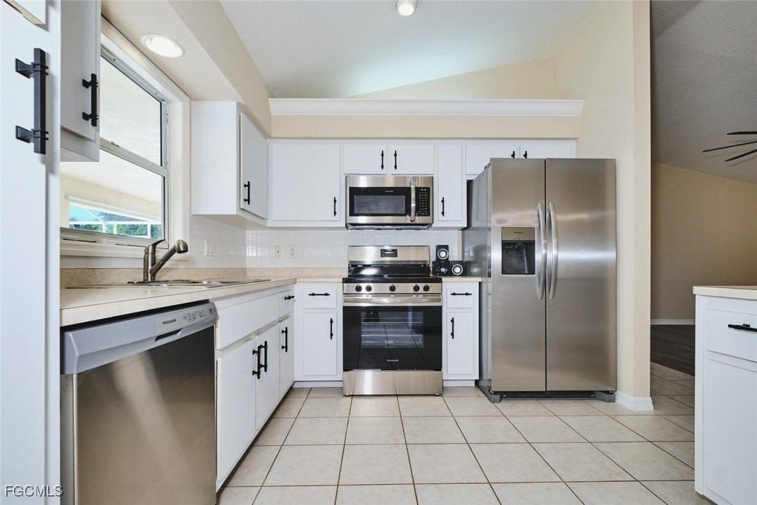 132 Se 19th Ter - Photo 7 of 47