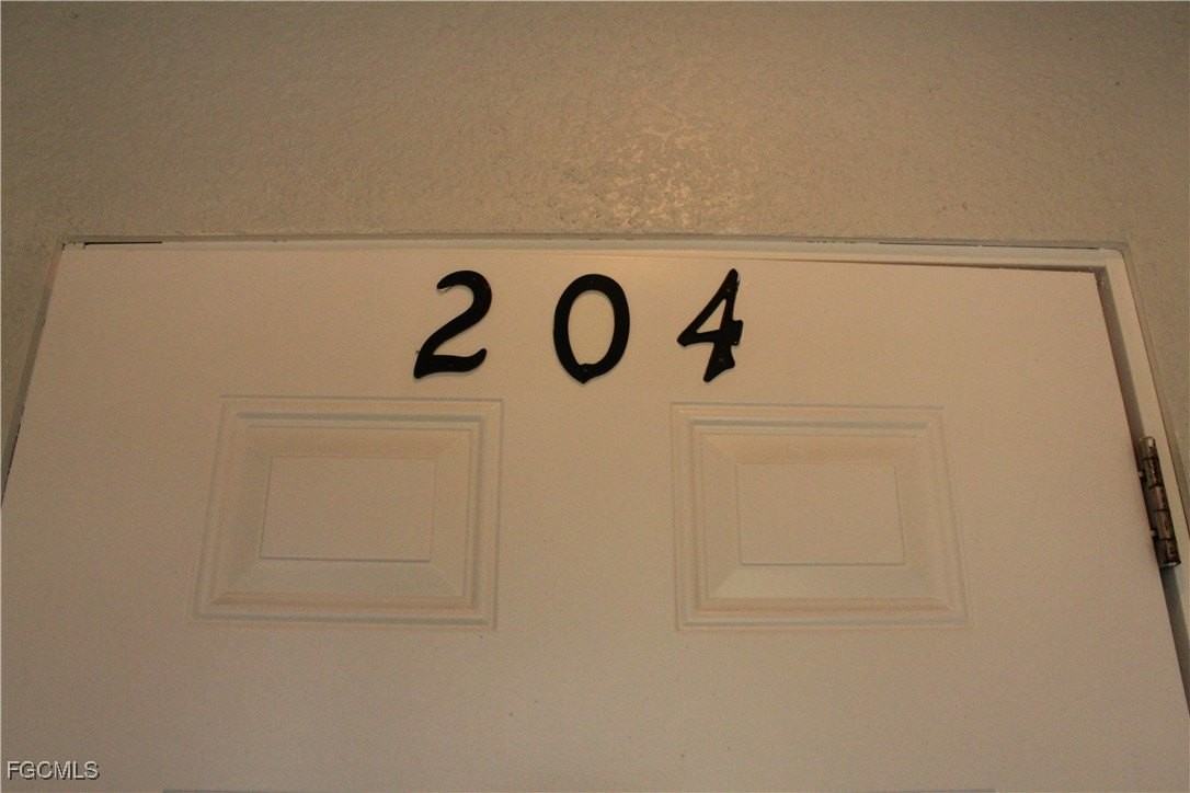 912 Sw 39th Ter Apt 204 #204 - Photo 3 of 14