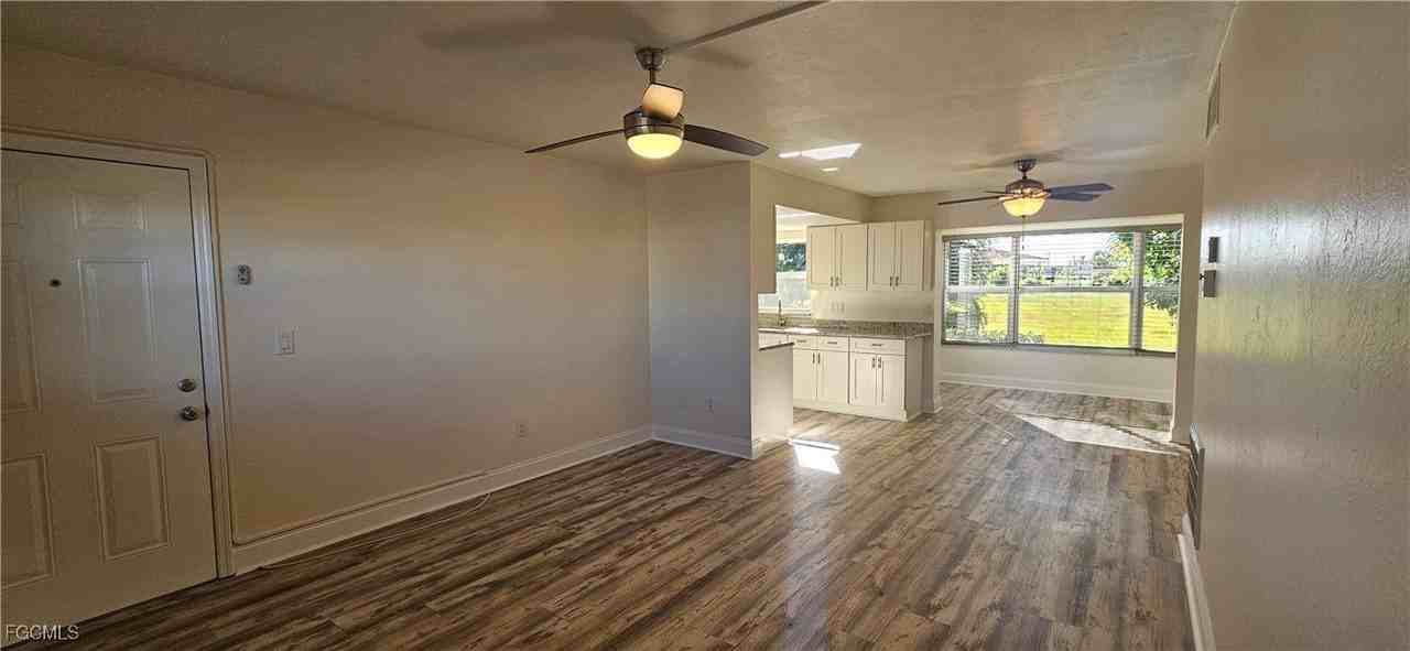 1506 Edgewater Cir Apt 2 #2 - Photo 4 of 16